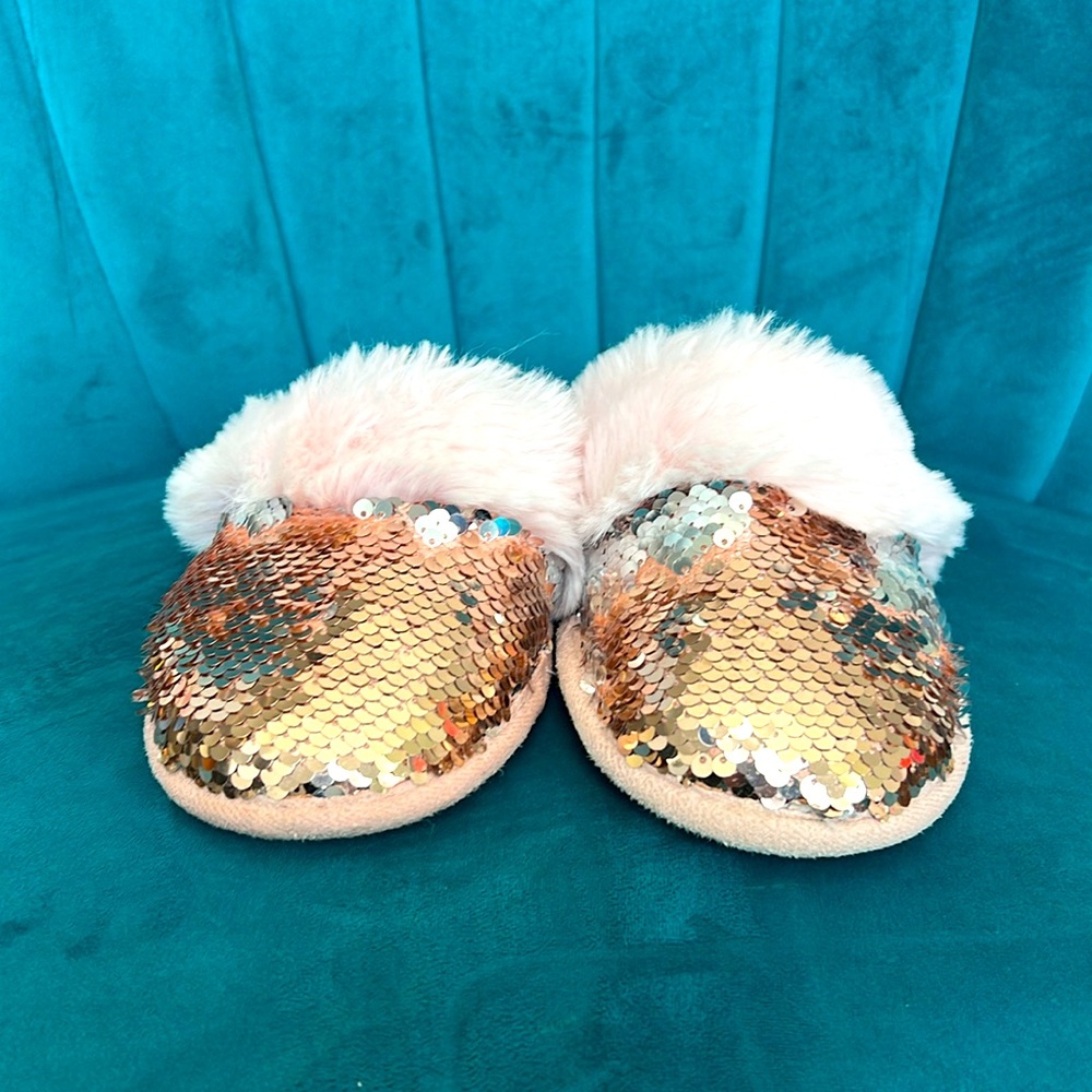 Rose gold/silver Sequin kids furry slippers - Picture 2 of 4